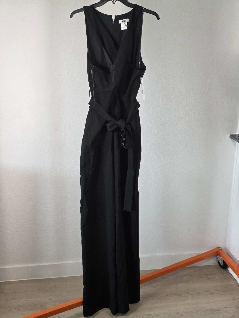DKNY NWT $139 Size 12 Black Wrap Wide Leg Jumpsuit Belted Sleeveless Cocktail - Picture 2 of 11